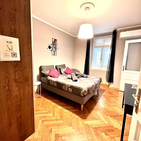 Montanelli Lejlighedshotel