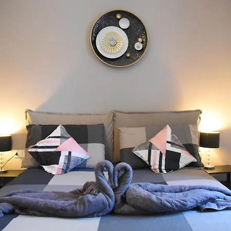 Montanelli Aparthotel Trieste
