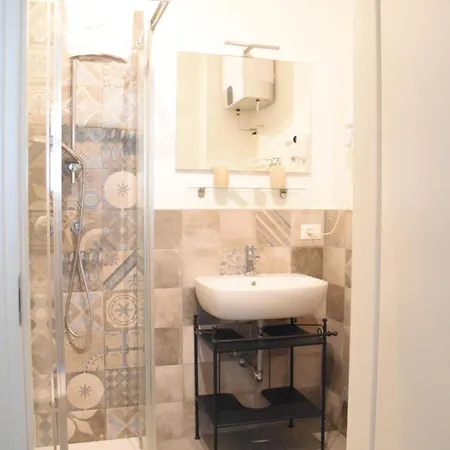 Montanelli Hotel apartamentowy