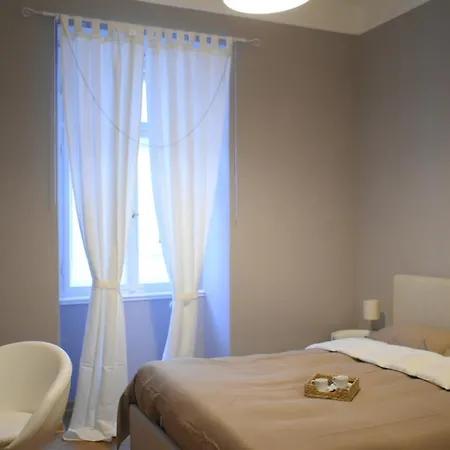 Lägenhetshotell Montanelli Trieste